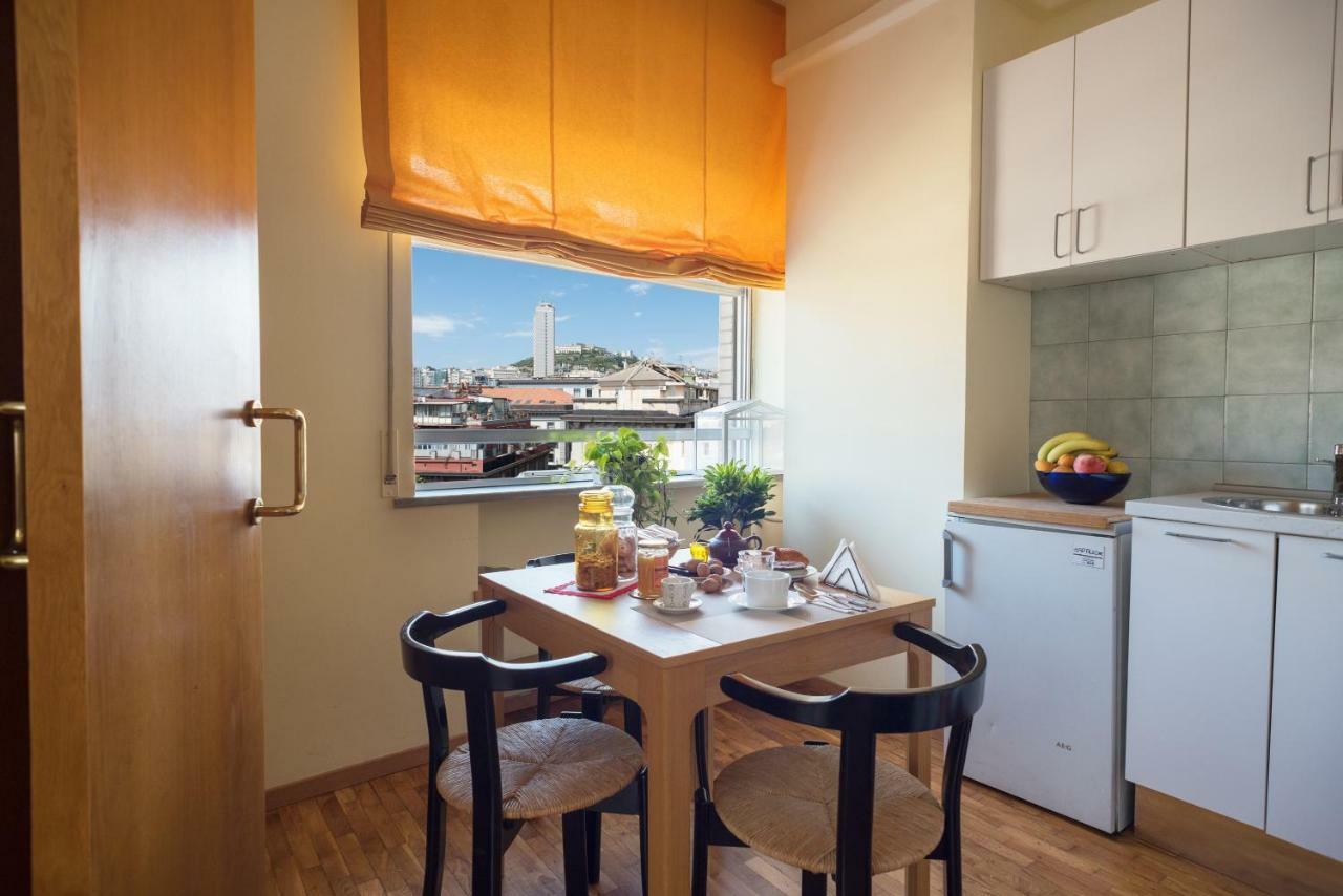 Casa Laurino B&B Наполи Екстериор снимка